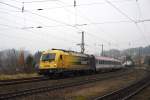 1216 210  Kapsch  mit einem OIC nach Salzburg Hbf am 16.11.2011 bei der Durchfahrt in Hallwang-Elixhausen.