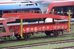 Doppelstockrampenwagen 40 81 9463 323-1 am 16.September 2016 in Jedlersdorf.