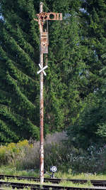 Ein altes Formsignal war Anfang September 2019 in der Nähe des Bahnhofes in Weizelsdorf zu entdecken.