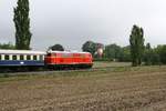 NLB 2143.56 am 02.September 2018 mit dem SR 16434 (Wien Praterstern - Zellerndorf - Laa/Thaya - Mistelbach) auf der Pulkautalbahn bei Peigarten.