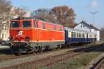 NLB 2143 070-7 mit dem SLP 17501 am 28.November 2015 in Mistelbach Lokalbahn.