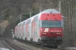 Steuerwagen 80-33 006-2 als Regionalzug bei der Einfahrt in die Haltestelle Schlglmhl.