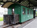 Wagen-503 der ehemaligen SKGLB am Bahnhofsvorplatz in Bad-Ischl; 210620