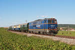 EZ 7495 Nostalgie Express  Leiser Berge  am Weg von Ernstbrunn nach Wien Praterstern, an einem sonnigen Nachmittag im September.