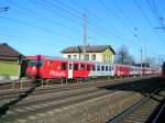 80 73 223-4 verlsst als R3016 den Bhf.