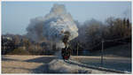 498.04 dampft mit einem Adventzug von Steyr nach Grünburg, durch das winterliche Steyrtal.