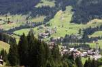 Walmendingerhorn-Bahn mit Blick auf Mittelberg im Kleinwalsertal.