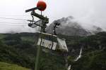 Die Wagenkiste der Materialseilbahn (Bahnlnge 1901m, Hhenunterschied 692m) zur Fiderepasshtte (2070m..M.), ist fr den Transport von 300kg Last oder fr 2 Personen zugelassen.