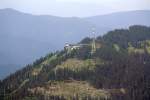 Bergstation der Rax Seilbahn, aufgenommen am 14.Juli 2013 vom Schneeberg.