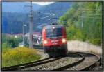 Slowenische E-Loks 541 108 + 109 als Lokzug.Leider sieht man von der hinteren Lok nur den Schatten.