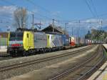 189 905 und 914 mit einem KLV-Ganzzug nach Italien durch Brixlegg ( 9.4.2011 )    Lg