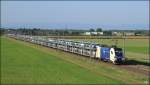 Am frühen Morgen des 04.09.11 fährt ES64U2-064 mit BLG-Autozug von Ebenfurth kommend Richtung Passau.