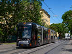 Graz     Graz Linien Variobahn 241 als Linie 4 beim Seniorenzentrum, 27.05.2020 