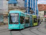 Graz. Variobahn 226 war am 15.08.2020 auf der Linie 7, hier am Jakominiplatz.