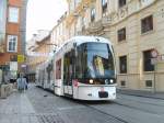 Bombardier  Cityrunner  als Linie 5 auf die Haltestelle Schloberg.