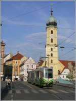 Triebwagen SGP Graz 602 mit Niederflurmittelteil in Graz.