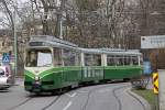 Triebwagen 509 ist am 23.01.2015 auf der Linie 1 unterwegs und biegt von der Leonhardstraße in die Maiffredgasse ein.