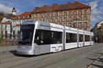 Triebwagen 238 als Linie 7 auf der Erzherzog-Johannbrücke am 1.03.2017.