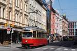 Tw.61 der Tiroler Museumsbahnen an der Kreuzung Anichstraße/ Fallmerayrstraße.