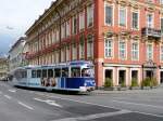 Straenbahnwagen N 76 fhrt von der Salurnerstrae in die Maria-Theresien Strae ein. Innsbruck am 08.03.08