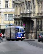 Straenbahnwagen N 40 fhrt durch die Maria-Theresien-Strae in Innsbruck am 08.03.08.