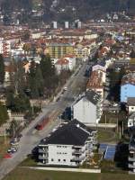 Endstation der Straenbahnlinie 3 in Amras, Wendeschleife, Wartender Bombardier Flexity