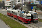 E1 4794 mit c4 1317 und B 661 auf der Linie 25 auf der Rampe nach der Haltestelle Polgarstraße zur Haltestelle Erzherzog-Karl-Straße S, 15.03.2017