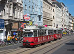 Wien E1 4858 + c4 1359 als Linie 43 in der Alser Straße, 08.06.2017.