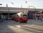 Wien Wiener Linien SL O (E1 4527 + c3 1227) II, Leopoldstadt, Praterstern am 25.