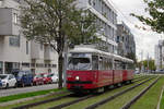 E1 4858 mit c4 1318 auf der Linie 25 in der Tokiostraße, 10.10.2017