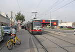 Wien Wiener Linien SL 25 (B 667) XII, Donaustadt, Erzherzog-Karl-Straße / Donaustadtstraße (Hst. Donaustadtstraße) am 18. Oktober 2017.