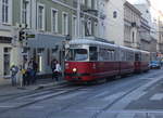 Wien Wiener Linien SL 49 (E1 4548 + c4 1372 (Bombardier-Rotax 1975 bzw.