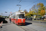 Wien Wiener Linien SL 71 (E2 4095) XI, Simmering, Simmeringer Hauptstraße / Zentralfriedhof 3. Tor am 21. Oktober 2010. - Scan eines Farbnegativs. Film: Kodak Advantix 200-2. Kamera: Leica C2.