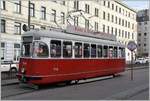 Fotohalt mit dem Wagen 548 am Bahnhof Josefstädter Strasse in Wien.