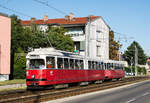 Wien     Auch in den Sommerferien sind die E1 anzutreffen wie hier E1 4791 + c4 1328 als Linie 25 in der Langobardenstraße, 27.08.2018 