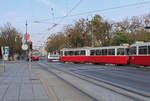 Wien Wiener Linien SL 2 (E2 4028 (SGP 1979) + c5 1428 (Bombardier-Rotax 1978)) I, Innere Stadt, Dr.-Karl-Renner-Ring / Volkspark / Universitätsring / Parlament / Rathausplatz am 18.