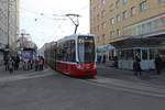 Wien Wiener Linien SL 67 (Bombardier Flexity Wien D 301) X, Favoriten, Favoritenstraße / Quellenstraße (Hst. Reumannplatz (Abfahrt)) am 10. Februar 2019.