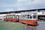 Wien: Die Wiener Straßenbahnen vor 50 Jahren: SL 5 (c3 1106 + M 4125) II, Leopoldstadt, Praterstern am 29. August 1969. - Die Gleisanlagen der den Praterstern bedienenden Straßenbahnlinien haben die Wiener Verkehrsbetriebe (WVB) / die Wiener Linien (WL) in der Zwischenzeit vielmals ändern lassen. - Hersteller der Straßenbahnfahrzeuge: Lohnerwerke in Wien-Floridsdorf (c3 1106) und Simmeringer Waggonfabrik in Wien-Simmering (M 4125). Baujahre: 1959 bzw. 1929. - Scan eines Diapositivs. Film: Kodak Ektachrome. Kamera: Canon Canonet QL28.