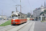 Wien: Die Wiener Straßenbahnen vor 50 Jahren: SL 9 (E 4617 (SGP 1962), ex 4457, 1964 umnumeriert) VI, Mariahilf, Mariahilfer Gürtel / Mariahilfer Straße am 1. September 1969. - Scan eines Farbnegativs. Film: Kodak Kodacolor X. Kamera: Kodak Retina Automatic II.