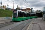 Graz, Am 16. und 17. Oktober fanden die Bremsproben des Testwagens von Bombardier – dem Flexity Wien, Wagen 306 der Wiener Linien – zwischen Zentralfriedhof und Puntigam statt. D 306 als Sonderzug bei der Haltestelle Brauhaus Puntigam, 16.10.2019