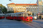 Wien Wiener Linien SL 49 (E1 4542 + c4 1360 (Bombardier-Rotax 1975 bzw.