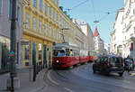 Wien Wiener Stadtwerke-Verkehrsbetriebe / Wiener Linien: Gelenktriebwagen des Typs E1: Am 19.