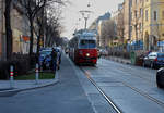 Wien Wiener Stadtwerke-Verkehrsbetriebe / Wiener Linien: Gelenktriebwagen des Typs E1: E1 4550 + c4 1366 als SL 49 Hütteldorfer Straße / Kefergasse am 21.