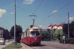 Wien Wiener Stadtwerke-Verkehrsbetriebe (WVB) SL 18 (E1 4468 (Lohnerwerke 1967)) XV, Rudolfsheim-Fünfhaus / VII, Neubau,  Neubaugürtel / Westbahnhof am 15.