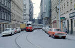 Wien Wiener Stadtwerke-Verkehrsbetriebe (WVB) Allerheiligen-Verkehr 1976: SL 35 (E1 4651 (SGP 1967)) IX, Alsergrund, Newaldgasse am 1.