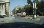 Wien WVB SL J (E1 4537) Rathausplatz / Dr.-Karl-Renner-Ring / Parlament im Juli 1992.