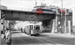 Treffen zweier unterschiedlicher Schienenfahrzeuge anhand einer versuchten zeitversetzten Aufnahme - Die Aufnahme enstand am Wiener Tramwaytag,als einige historische Straenbahnen im Einsatz waren.