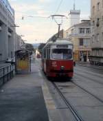 Wien WL SL 10 (E1 4468) Maroltingergasse im Juli 2005.