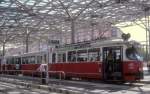 Wien WL SL 5 (E1 4555) Praterstern im August 2010.