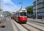 Wien Wiener Linien SL 18 (E2 4312) Hst Quartier Belvedere (früher: Südbahnhof) am 9.